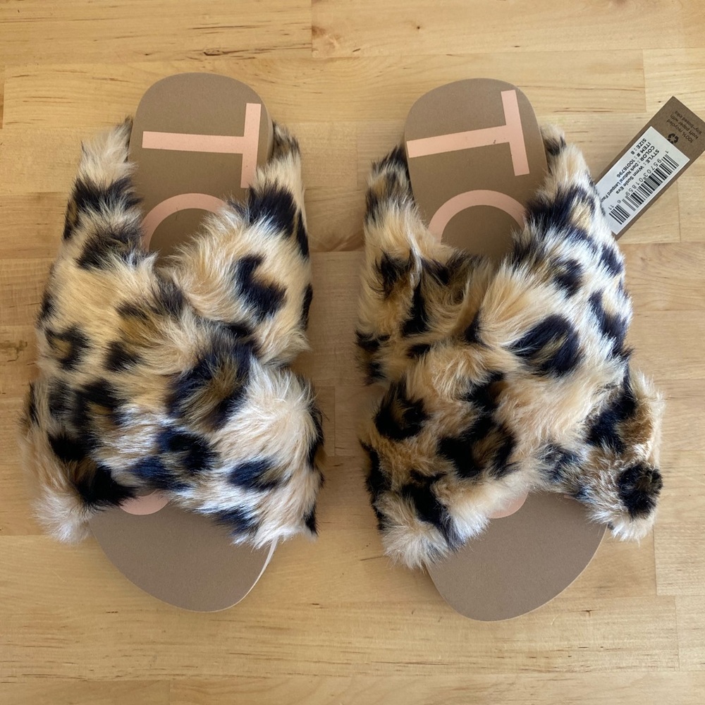 Toms slippers